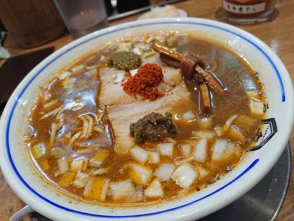 「辛い煮干しそば 830円」@中華そば ひらこ屋 㐂ぼしの写真