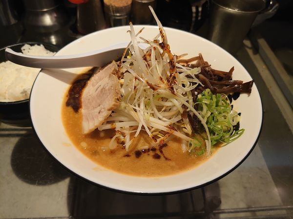 「エビラー油味噌ラーメン」@狼煙 諏訪店の写真