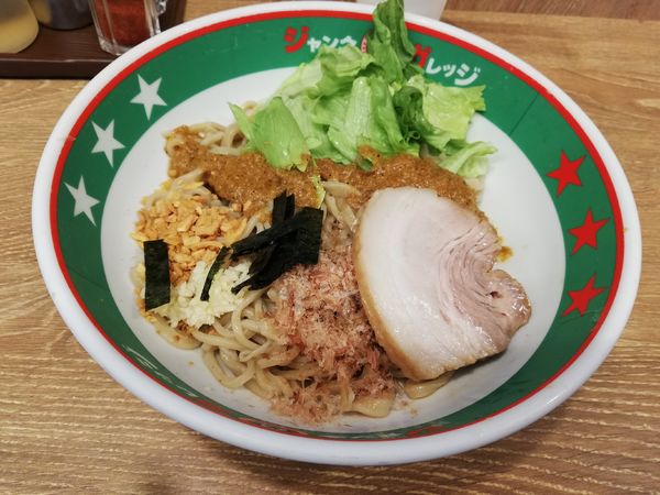 「冷やしまぜそば　期間限定」@ジャンクガレッジ 川越東口店の写真