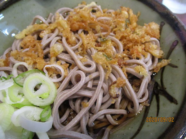 「冷やしタヌキ蕎麦 370円」@雪国の写真