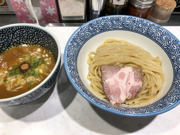 「鶏魚介つけ麺」@つけ麺 一燈 新宿店の写真