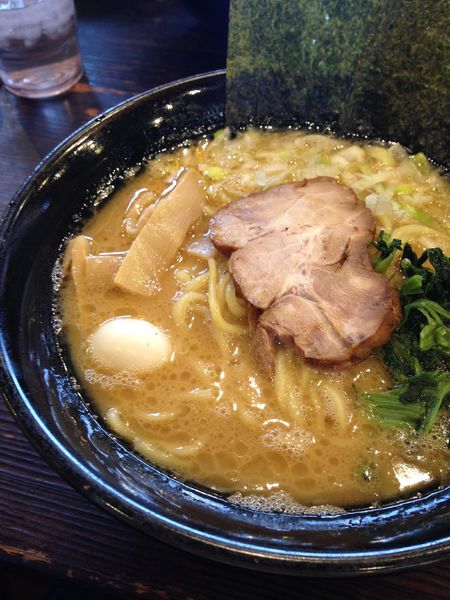 「醤油ラーメン」@横浜家系ラーメン 壱角家 清瀬店の写真
