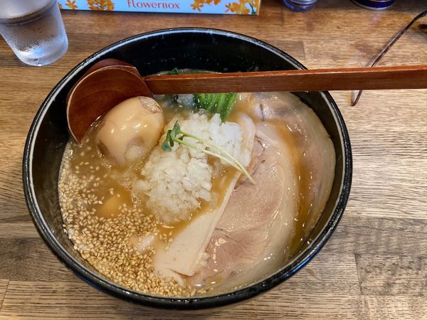 「鶏白湯ラーメン900円」@麺屋時茂の写真