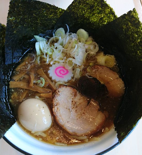 「柴山ラーメン(限定)＋柴山スペシャルTP」@蒙麺 火の豚の写真