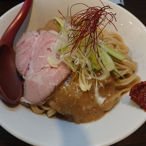 「冷やし煮干し味噌ラーメン880円、ビール400円」@味噌専門 麺屋大河の写真