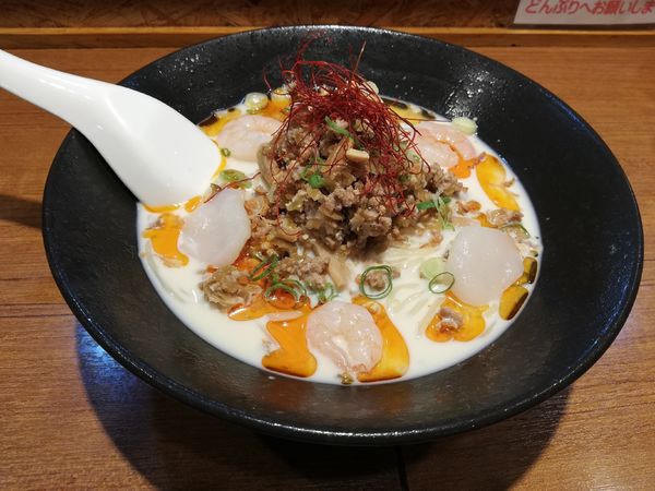 「海老と帆立の冷やし豆乳坦々」@寿製麺よしかわ 川越店の写真