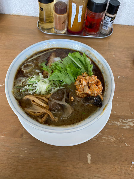 「豚骨辛味噌ラーメン」@MENYA 食い味の道有楽の写真