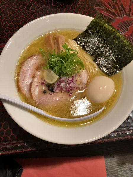 「限定•味玉塩ラーメン」@だれやめやの写真