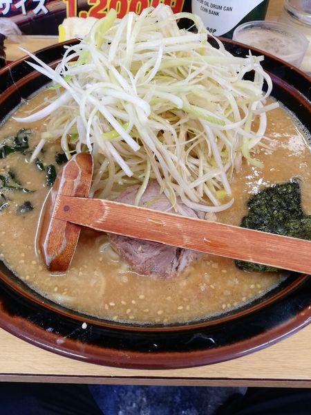 「ネギラーメン味噌 中盛」@ラーメン青木亭 越谷店の写真