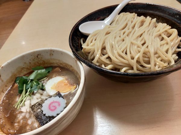 「にぼにぼぶたぶた 男盛り(+300g) クーポンありで850円」@中華そば・特製もりそば 満帆 伊勢崎店の写真