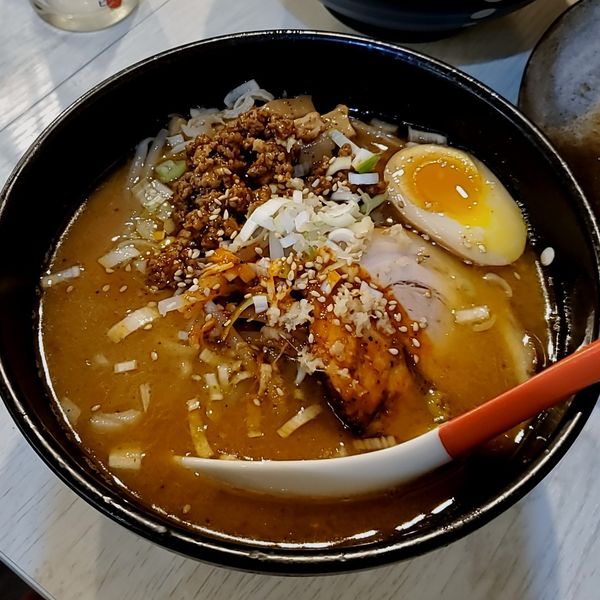 「辛味噌ラーメン 他」@麺屋 誉の写真