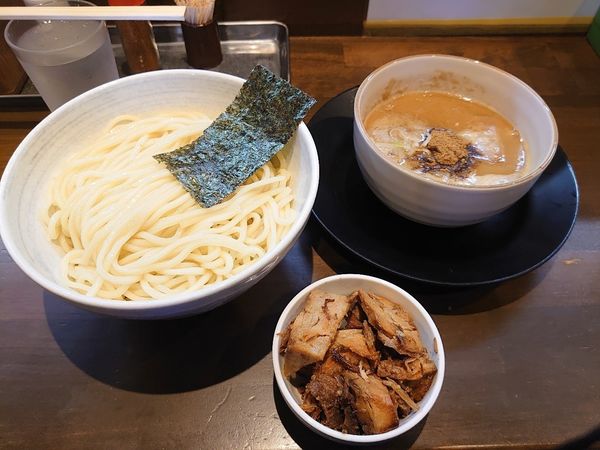 「濃厚つけめん+チャーシューぶつ」@ラーメン ますだやの写真