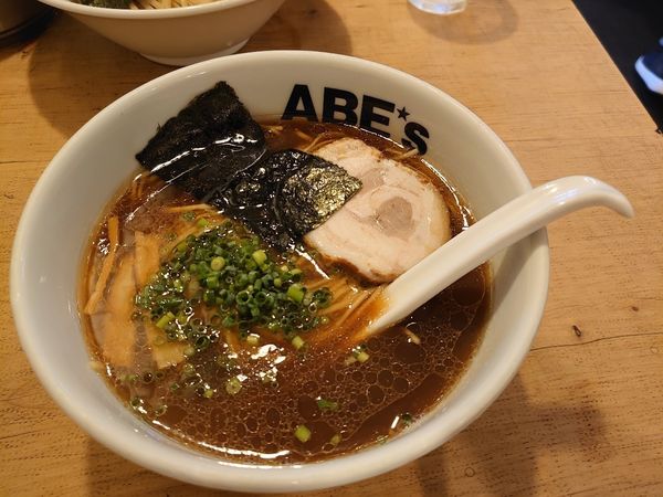 「丸鶏醤油」@ラーメン ABE'sの写真