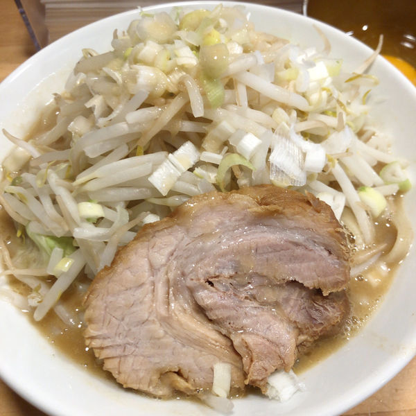 「ミニらーめん 870円 生卵 50円(現金)」@ちばから 郡山店の写真