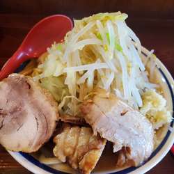ラーメンやわらかめ　ニンニク少しヤサイ