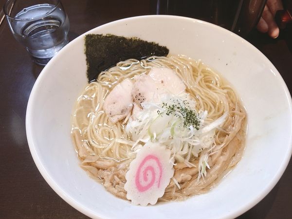 「淡麗中華そば」@中華そば 輝羅の写真