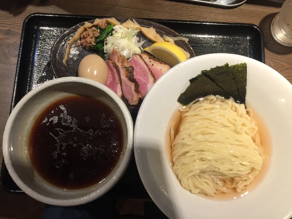 「特製鴨出汁手揉み醤油つけ麺　1400円」@鴨出汁中華蕎麦 麺屋yoshikiの写真