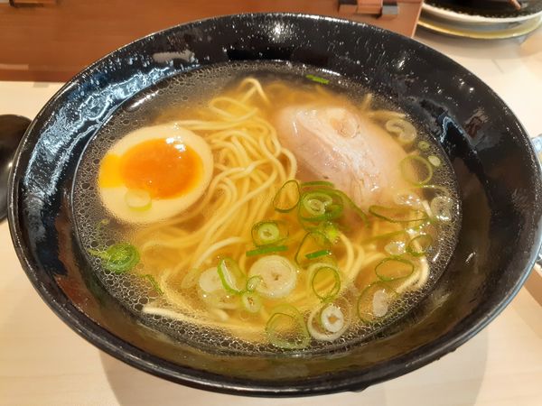 「貝出汁ラーメン、塩」@はま寿司 新百合ヶ丘駅前店の写真
