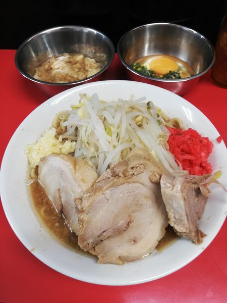 「ラーメン(並)750円 豚まし200円」@ラーメンハイキックの写真