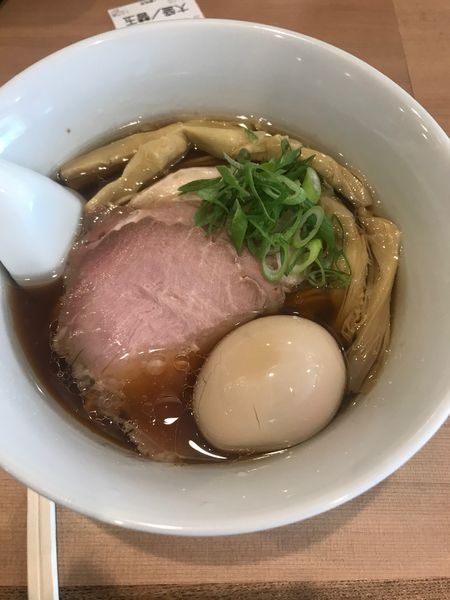 「特製醤油らぁ麺＋替え玉」@らぁ麺 みうら 上野毛店の写真