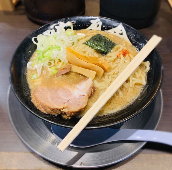 「中華そば（並￥720）」@六厘舎 上野店の写真