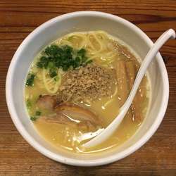 白鶏ラーメン