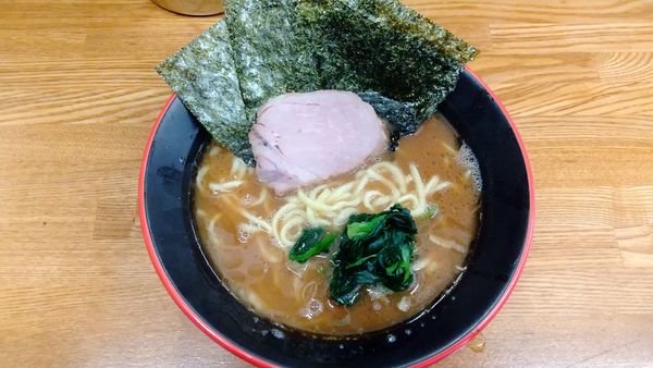 「ラーメン 700円」@麺家 紫極の写真