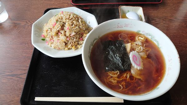 「チャーハンセット 950円」@びっくりラーメン 日高店の写真