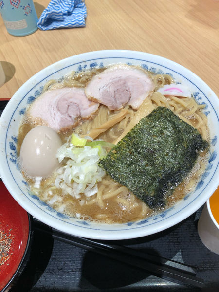 「中華そば大盛800円+味玉100円」@次念序 モラージュ菖蒲店の写真