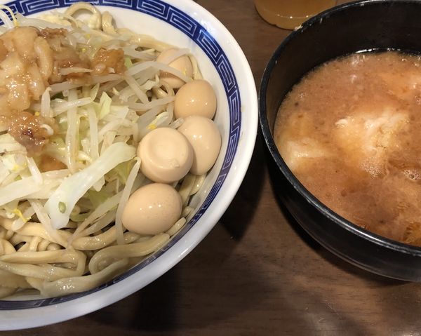 「えびつけ麺ニンニクアブラうずら」@ラーメン ゼンゼンの写真