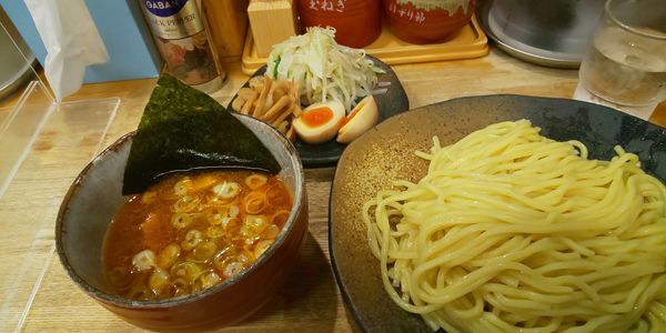 「辛味つけ麺中盛＋3点盛り」@つけ麺屋 やすべえ 新宿店の写真