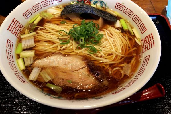 「醤油らーめん(800円)・大盛り(150円)」@鎌ヶ谷 製麺堂てつの写真