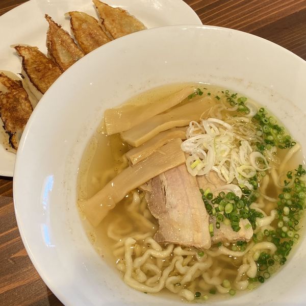 「一乃瀬らーめん＋大判手包み餃子」@自家製麺 一乃瀬の写真