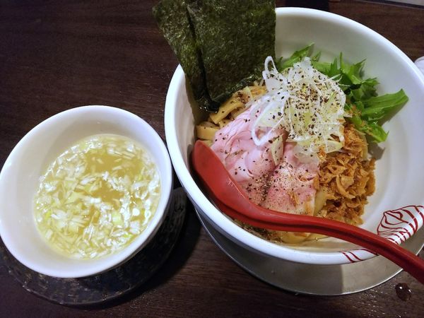 「仙台牛の塩和えつけそば（あす花丼Ver.）」@立ち呑み居酒屋 金町製麺の写真