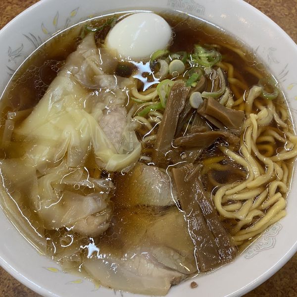 「ワンタン麺＋餃子２個」@珍來総本店直営 松原店の写真