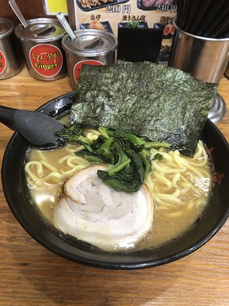 「せい家セット（太麺大盛り）」@らーめん せい家 高島平店の写真