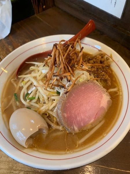「味噌らーめん 830円　ぶさ玉 50円」@東京味噌らーめん 鶉の写真