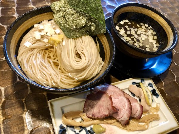 「【限定④】昆布水醤油つけ蕎麦 ￥1000＋肉増￥180」@特級鶏蕎麦 龍介の写真