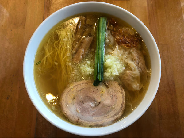 「塩ワンタンめん」@心麺の写真