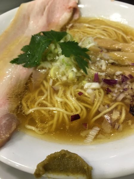 「淡麗醤油ラーメン」@中華蕎麦はなとみの写真