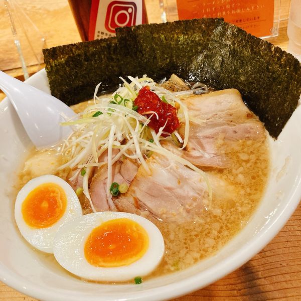 「全部のせ　濃いと鶏チャーシュー丼」@野方ホープ 中目黒店の写真