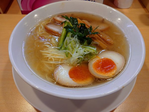 「鯛だし塩そば味玉付」@らーめんDINING れんげの写真