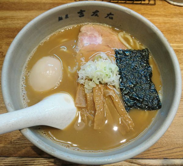 「味玉らーめん」@麺屋吉左右の写真