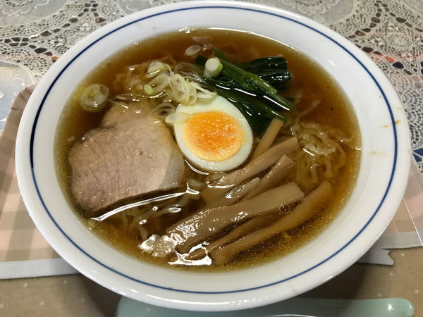 「手打ち醤油ラーメン　650円」@ま心えんどうの写真