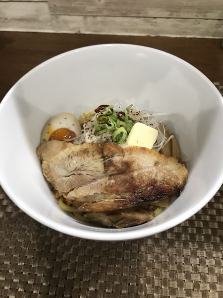 「汁なし醤油＋チャーシュー1枚」@麺丼Dining 夢者の写真