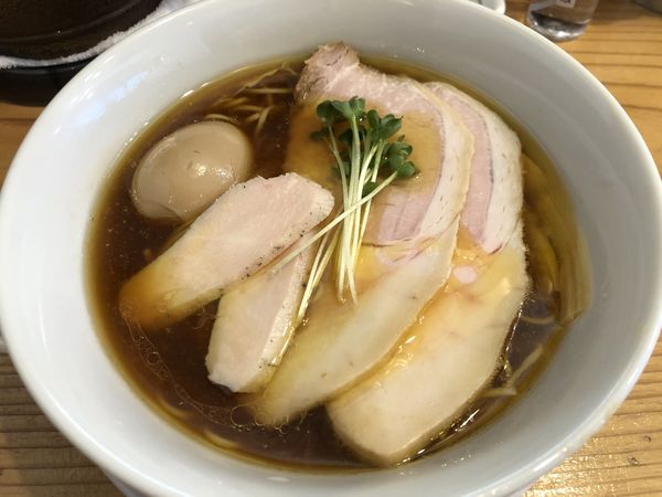 「特製醤油らーめん（1250円）」@麺屋鈴春の写真