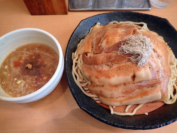 「とろカレーつけ麺・中太麺･大盛」@とろ肉つけ麺 魚とんの写真