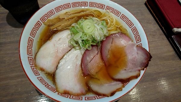 「中華そば「醤油」780円+窯焼き豚150円」@麺屋 必道の写真