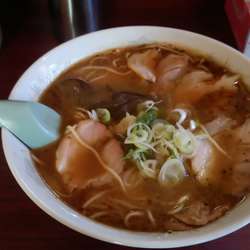 大盛ラーメン(800円)