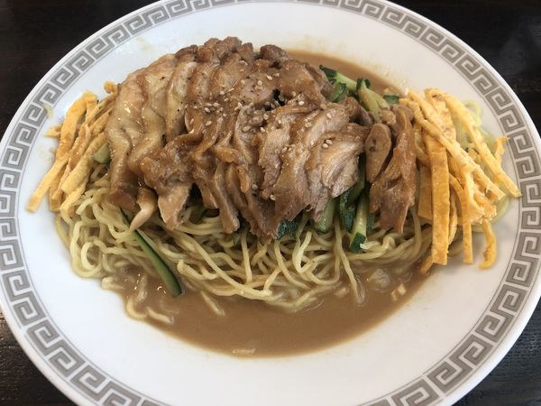 「【夏季限定】冷やしそば・鶏ごま（990円）」@中華そば 萬福の写真